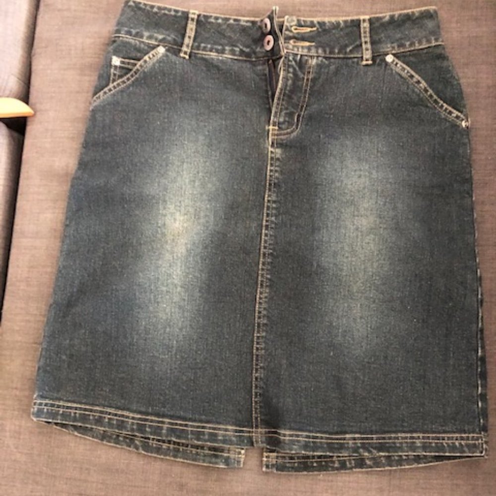 Denim skirt - size 9 - Tattoo